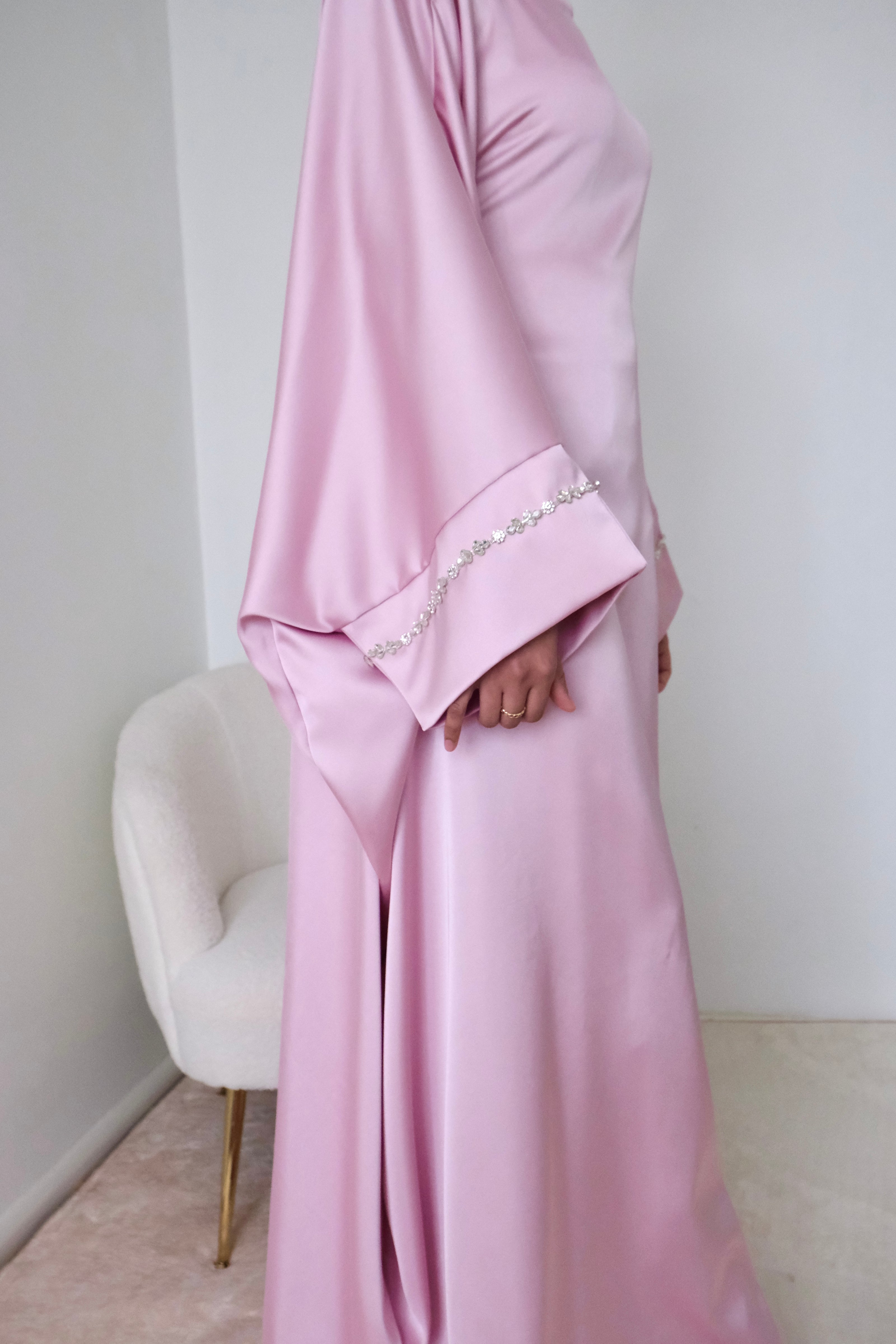 Luxury Abaya ‘INAYAH’ - Pink